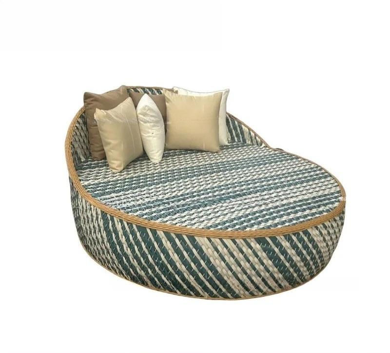 Outdoor Furniture Small - Op maat gemaakte buitenbank, creatieve stoel
